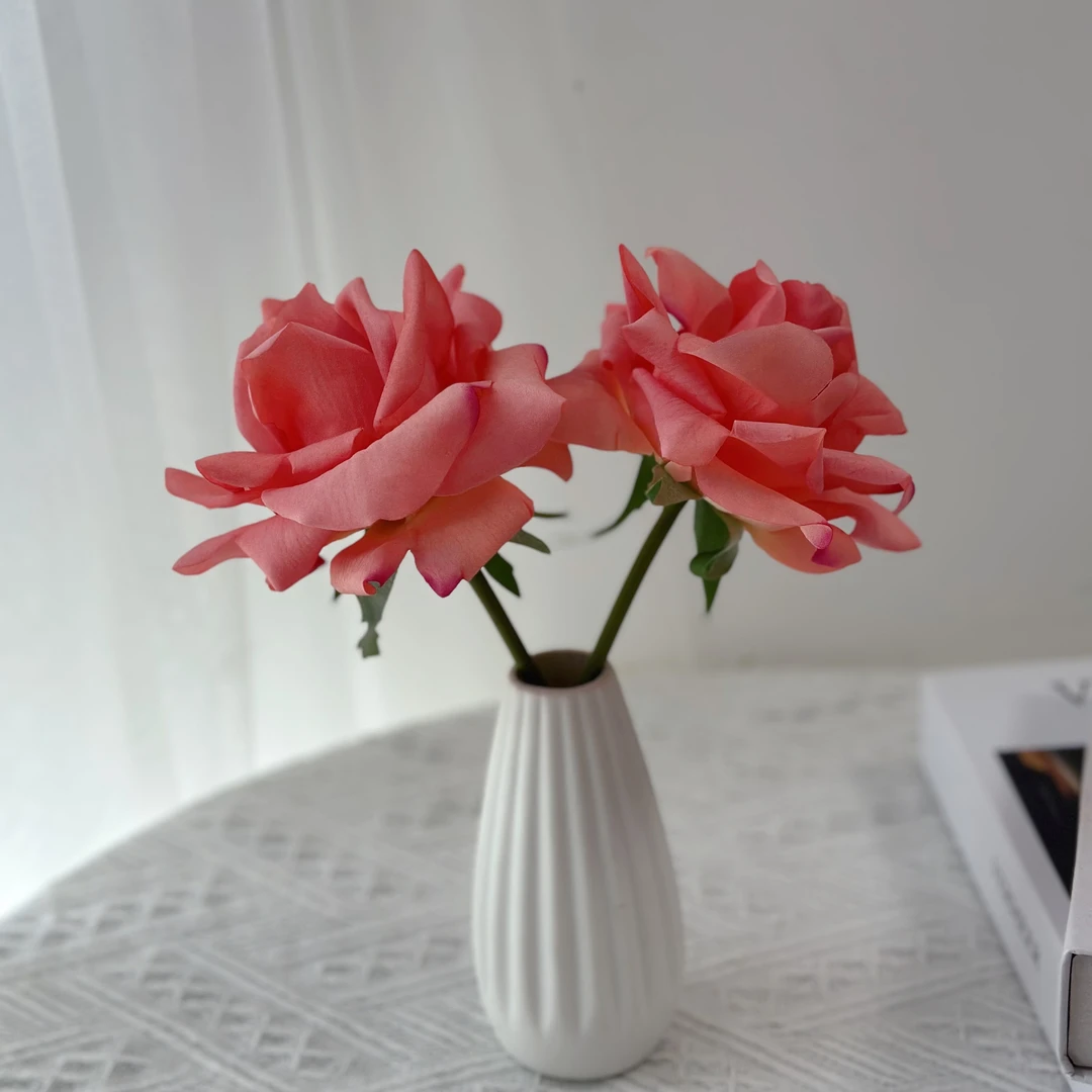 手感保湿玫瑰花短枝家居餐桌花小摆件拍摄道具粉色玫瑰花办公室花