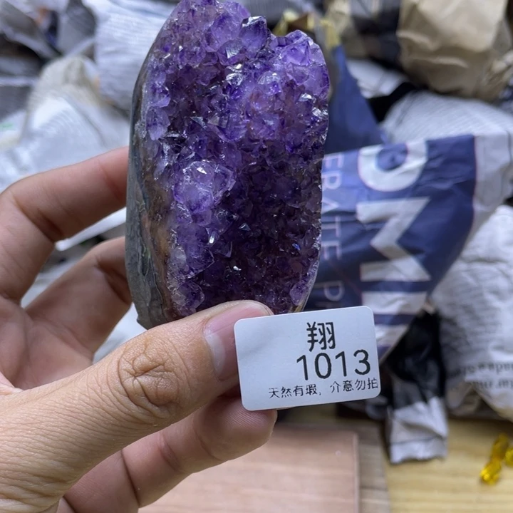 未镶嵌水晶大型摆件（非配饰）