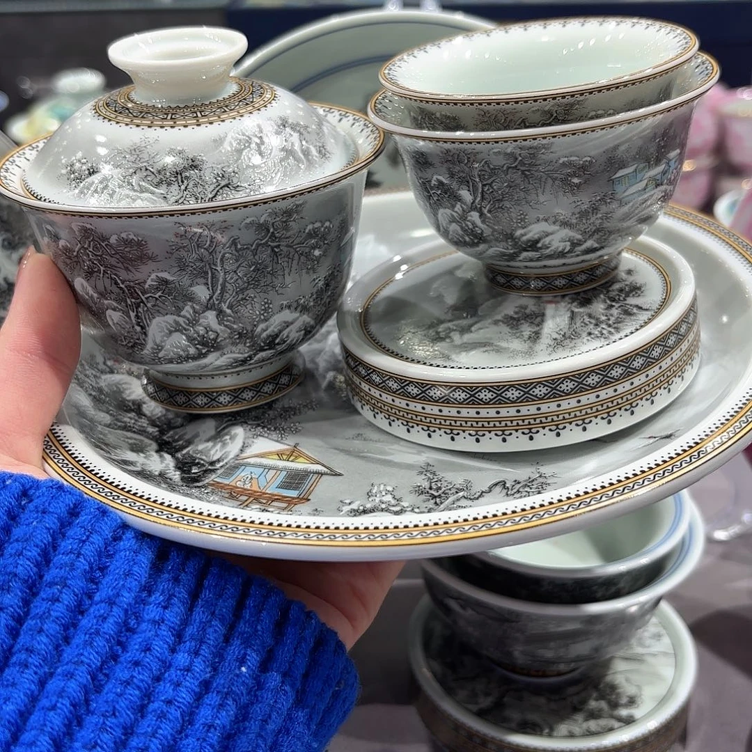 瓷片景德镇瓷器精品陈列