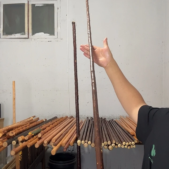 万***千秦岭石山兔儿条鞭杆
