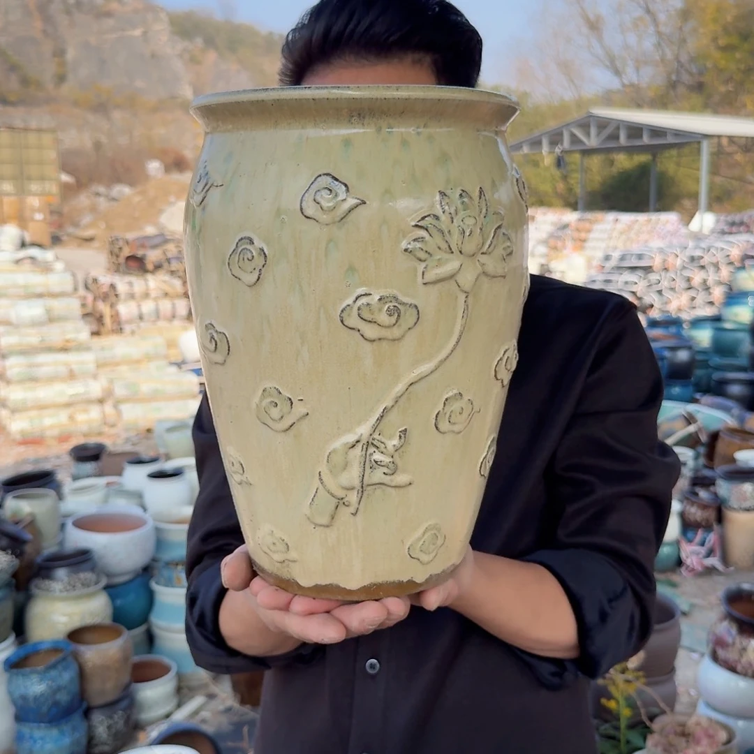 紫砂花盆口20高31（一个莲花彩色