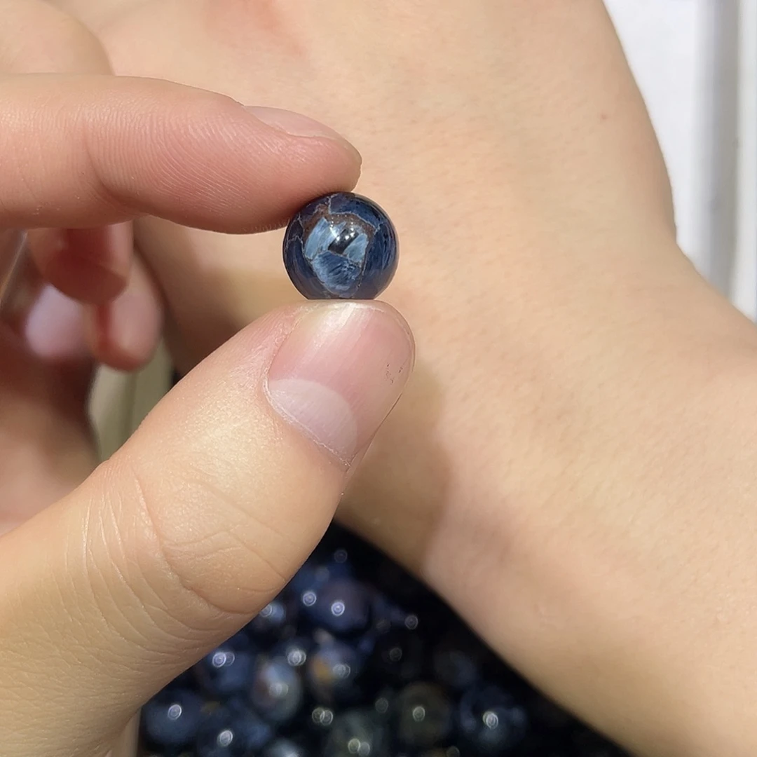 萧****水晶未镶嵌珠宝半成品代购，不退不换