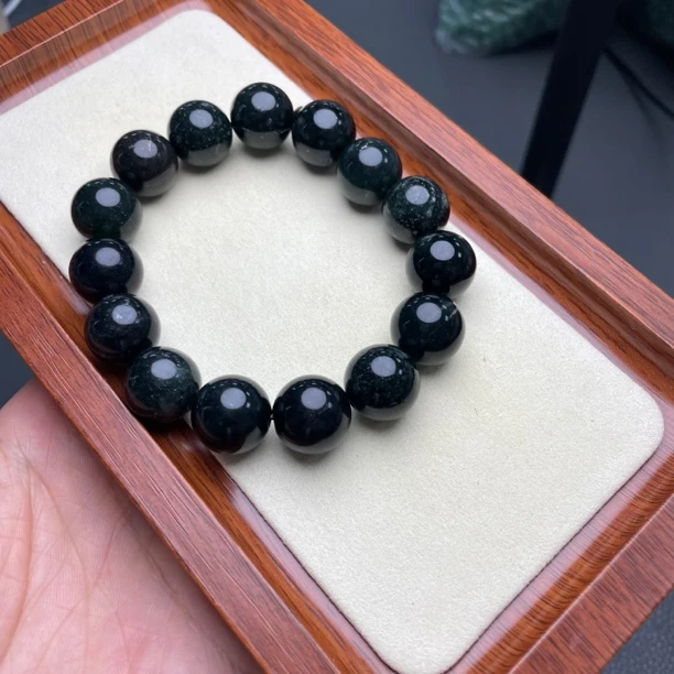 1214卡14药王玉手串