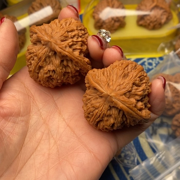 吊坠桃核南疆石43全品