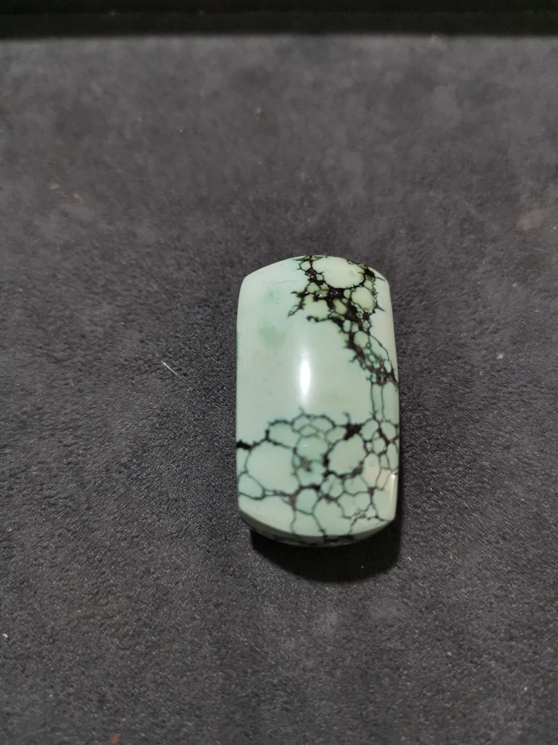 文玩绿松石无雕刻