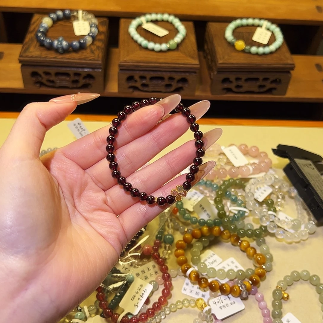 水晶手链银S925镶嵌石榴310