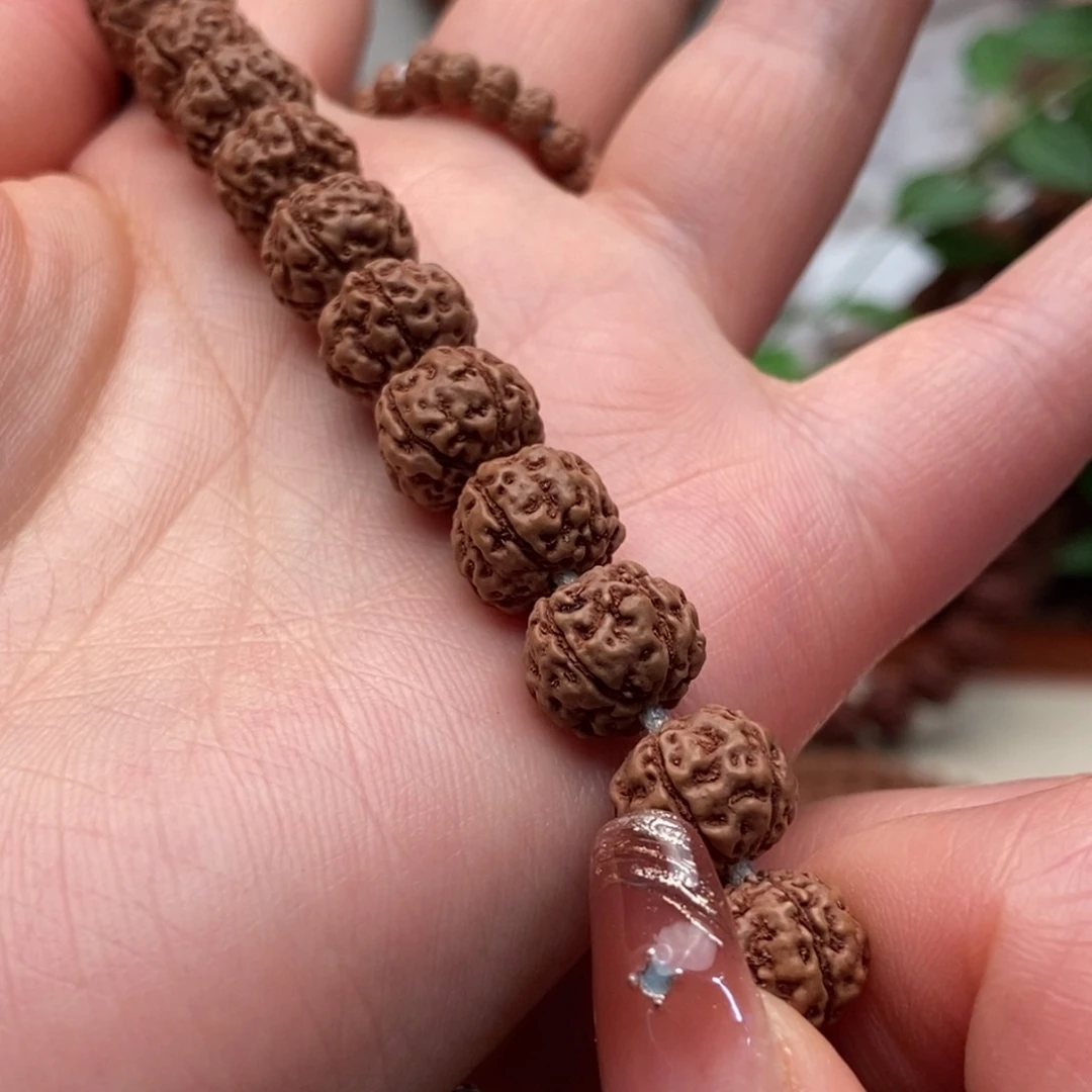 金刚菩提把件A****u纯血老树王单圈，