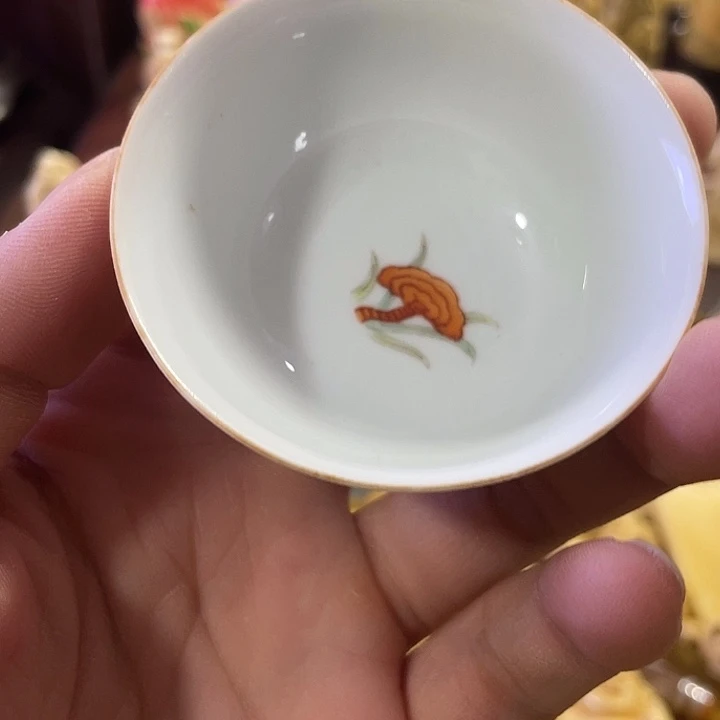 心***魔瓷片精致雕刻工艺精湛