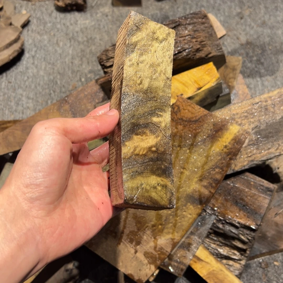 吉***r阴沉木金丝楠阴沉木原材料的