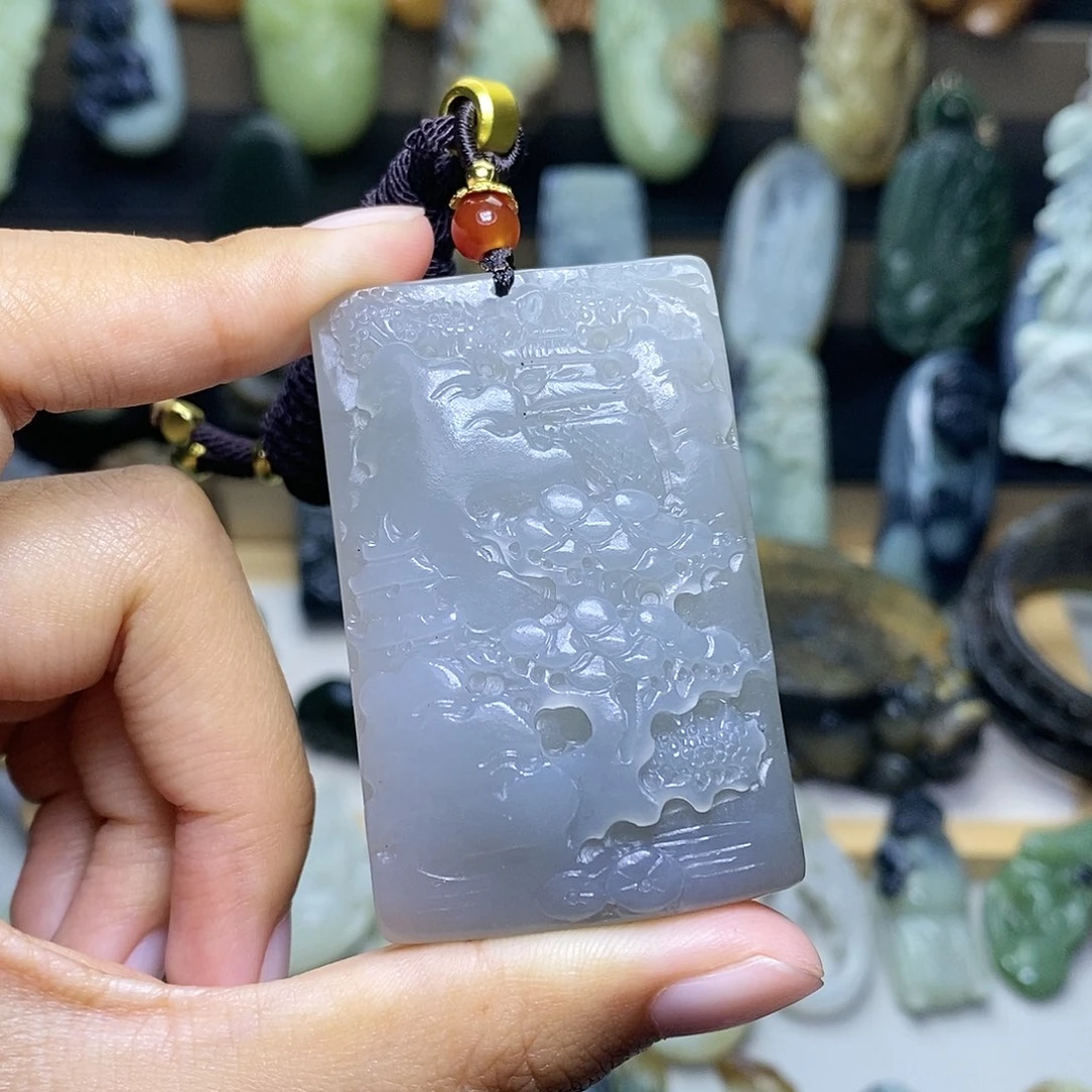 【闪购商品】颈饰未镶嵌和田玉雨*