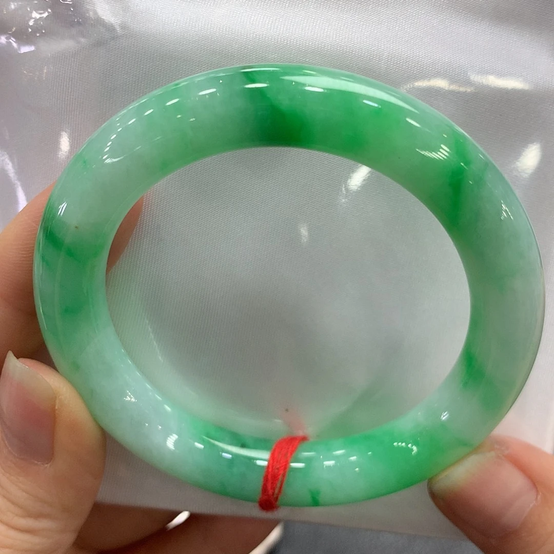 翡翠未镶嵌手镯53.5圆条