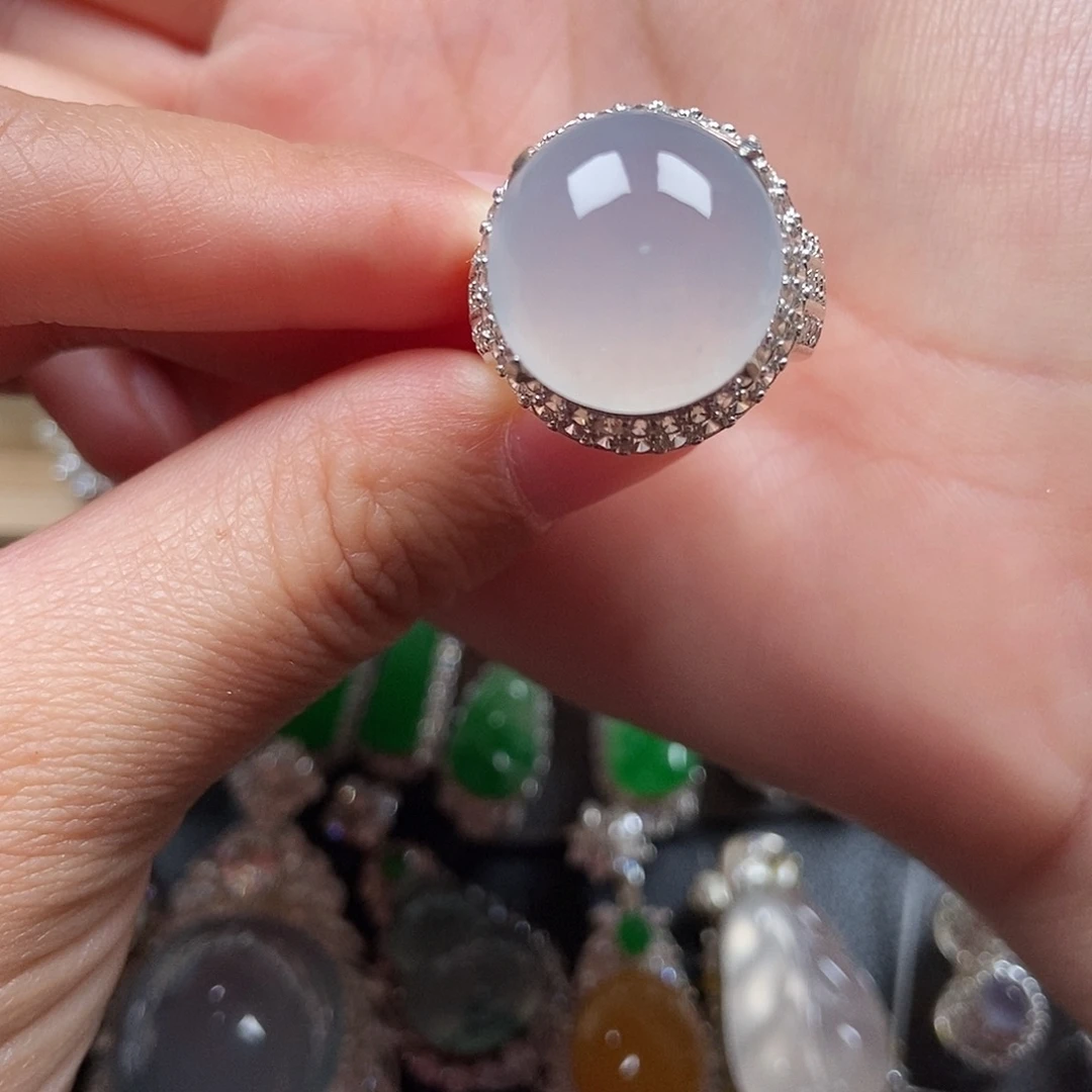 翡翠未镶嵌戒指翡翠戒指