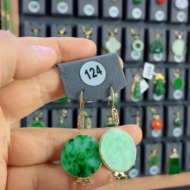 翡翠18K金镶嵌耳饰