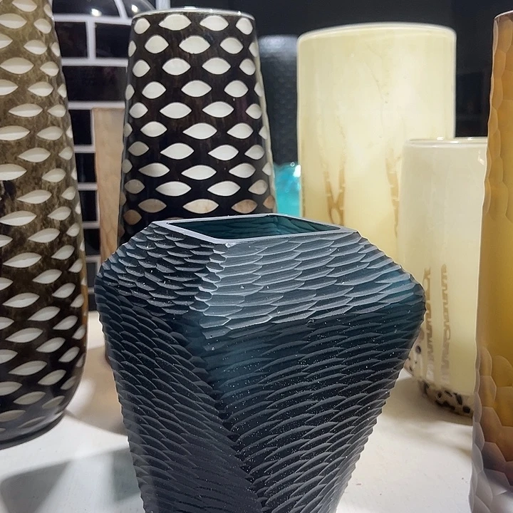 手工艺品琉璃兰色磨刻花瓶花器高21口10