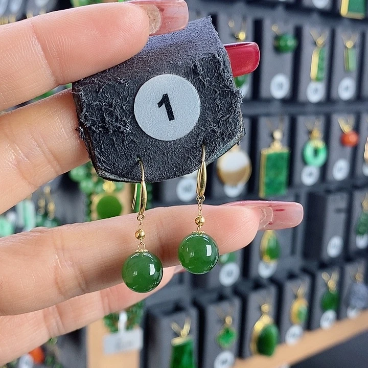 和田玉耳饰18K金镶嵌