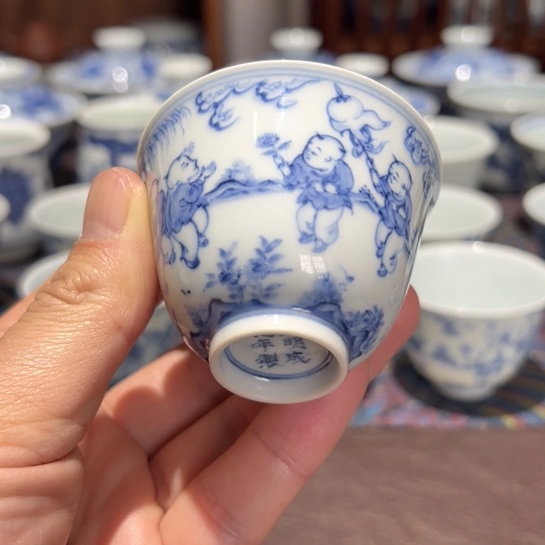 杯青花婴戏图人物故事铃铛杯口径约6厘米