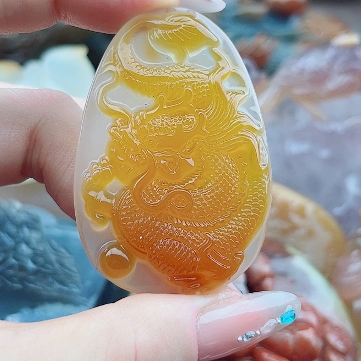 夏***天未镶嵌玛瑙手饰吊坠