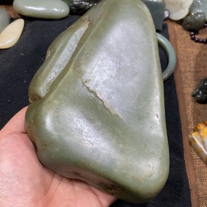 1***年和田玉未镶嵌挂件