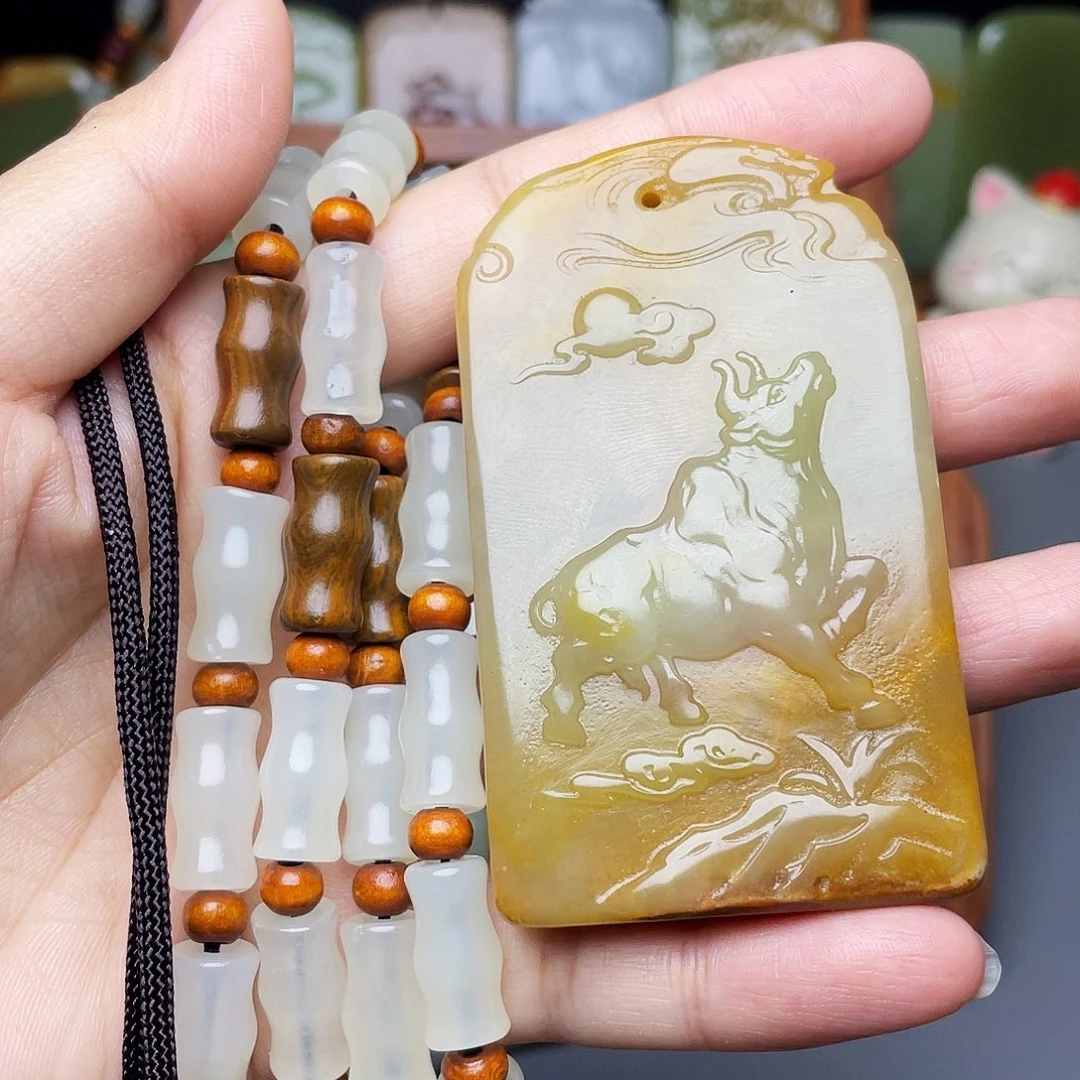 新疆昆仑山脉料生肖牛