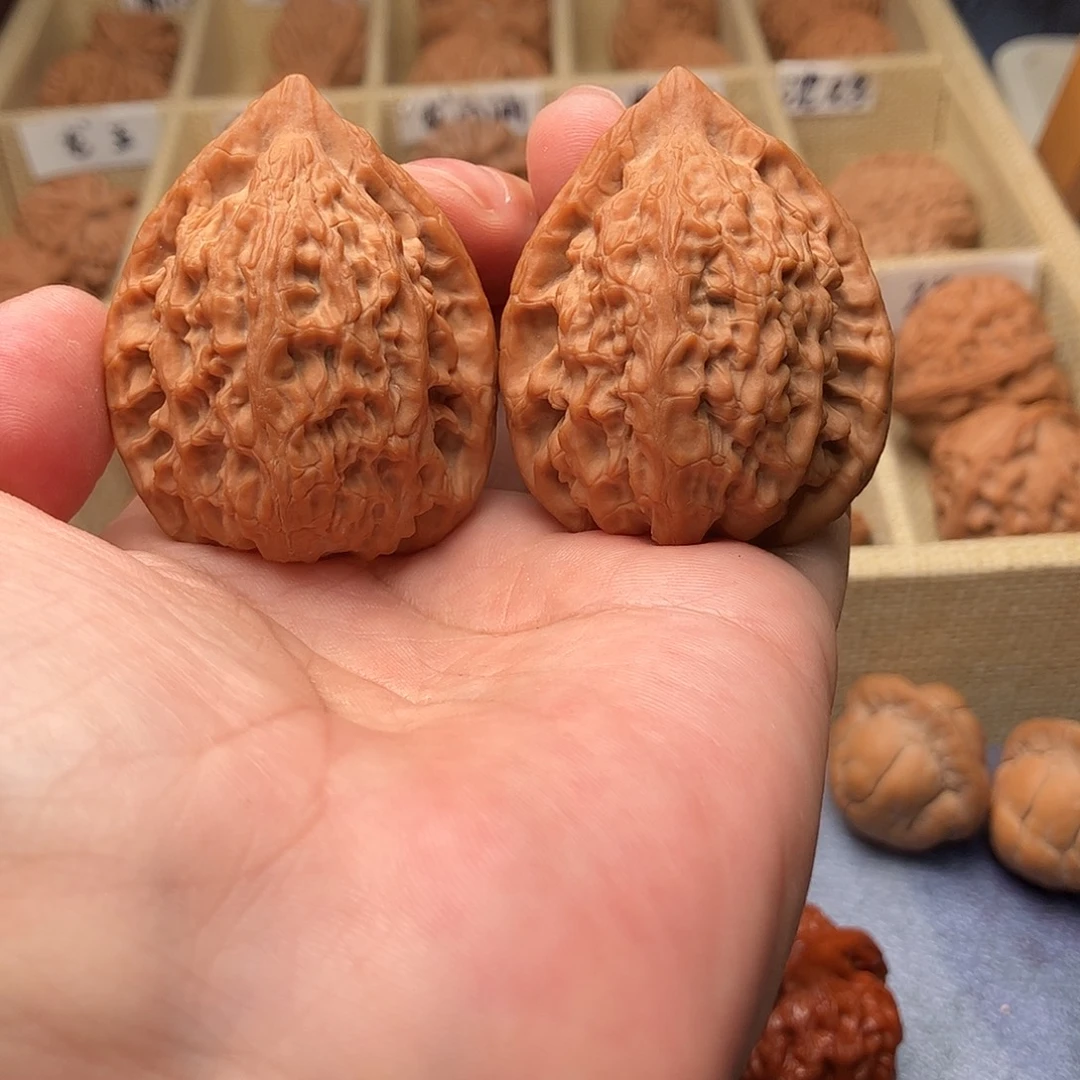 把件文玩核桃长治鸡心40（头货精品