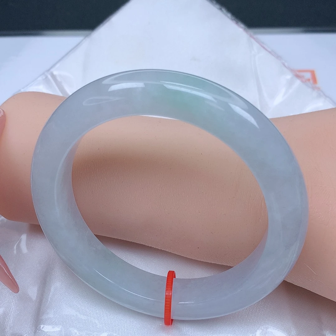 【闪购商品】未镶嵌手镯翡翠，58