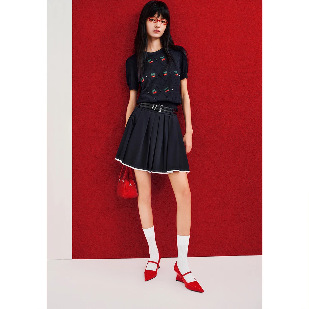 SALT.P可颜 2024年秋季镂空闪钻樱桃肌理毛衫AC34306070