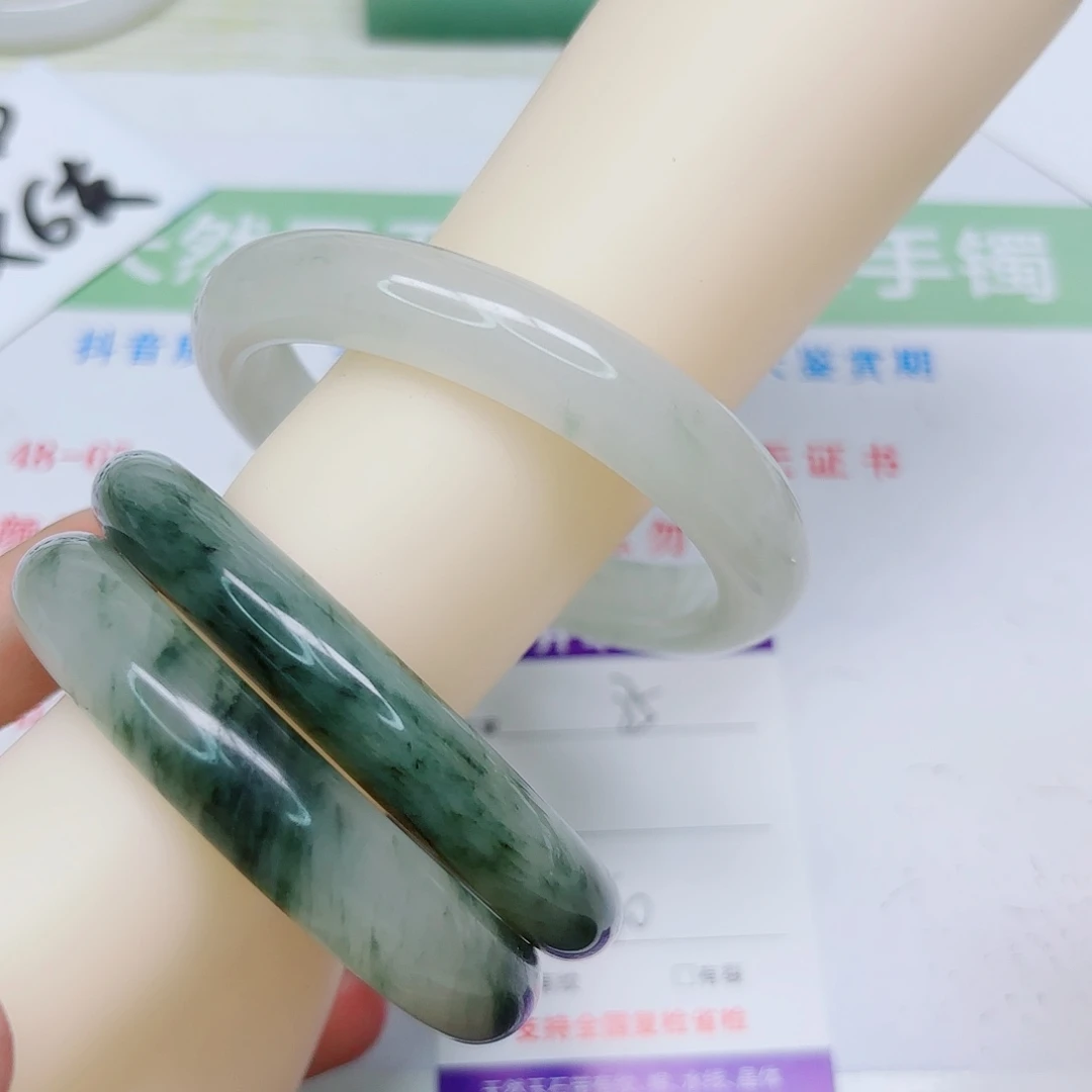 未镶嵌手镯石英质玉85/6059