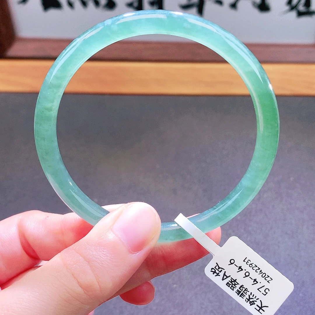 翡翠未镶嵌手镯天然翡翠