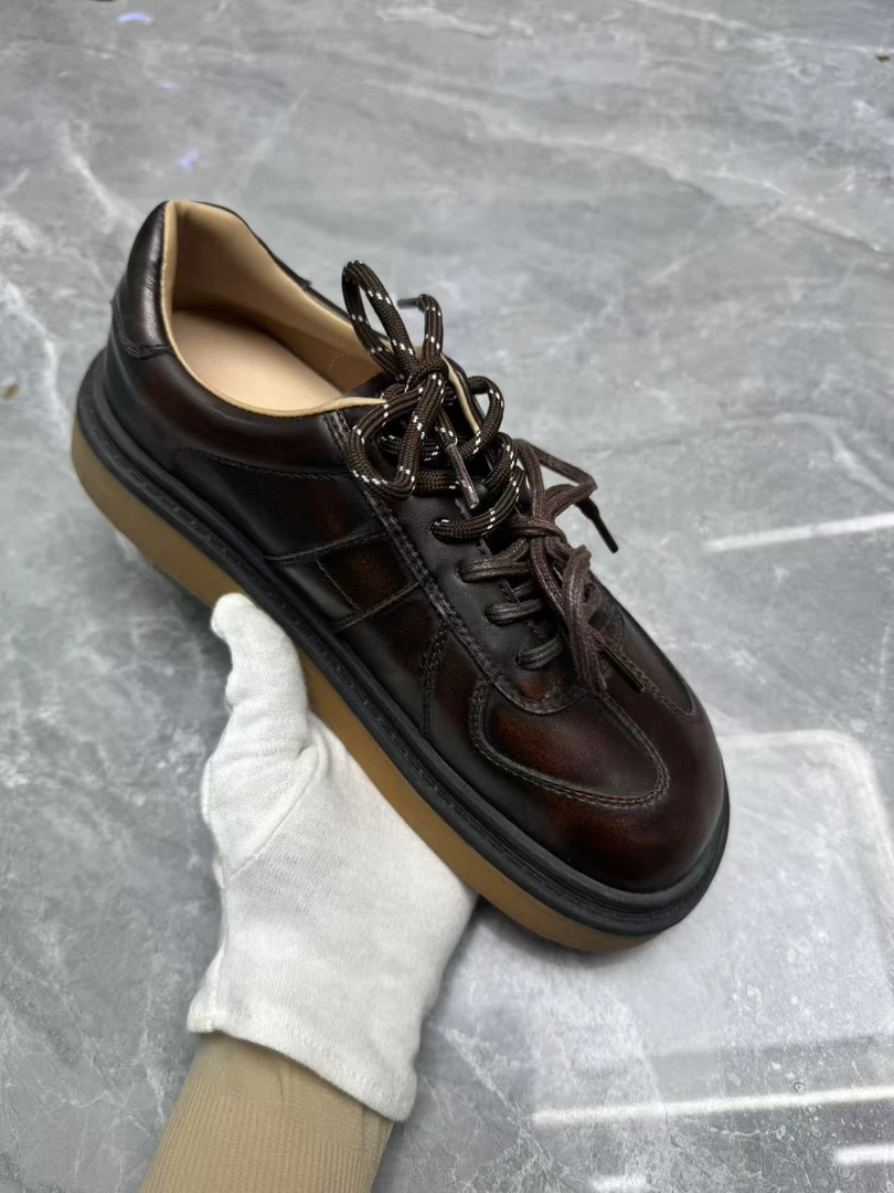 休闲女鞋2201(真皮）