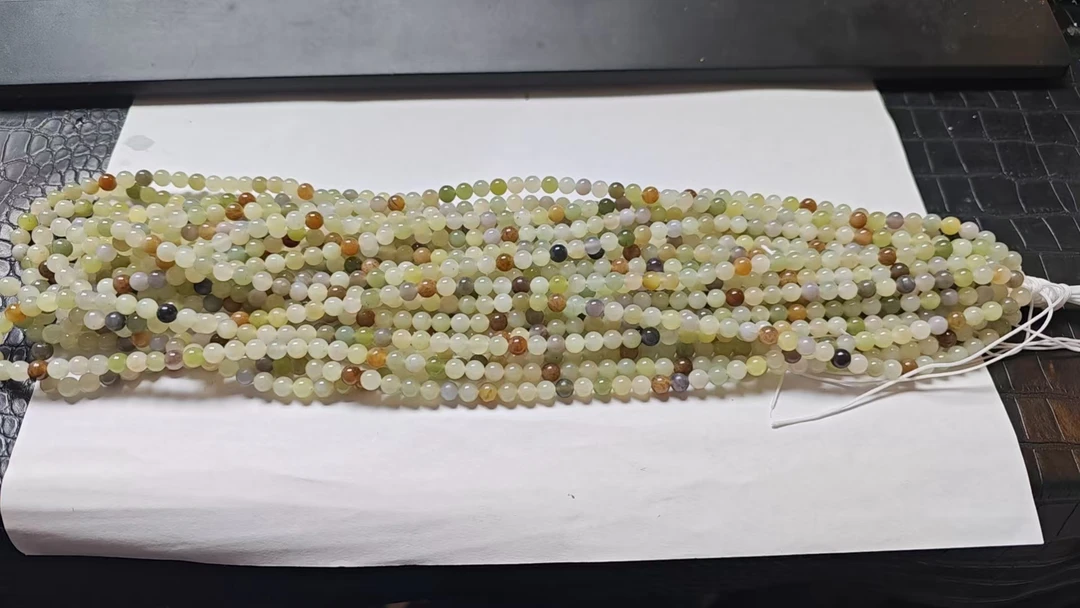 和田玉项链6mm左右多样性发其一C-795