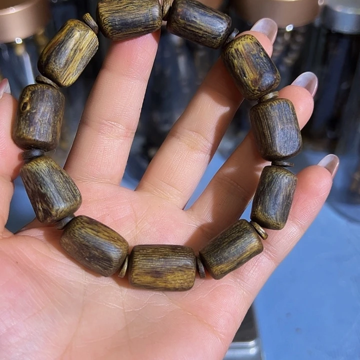 沉香手串沉水老料树心油单圈绿棋1.221