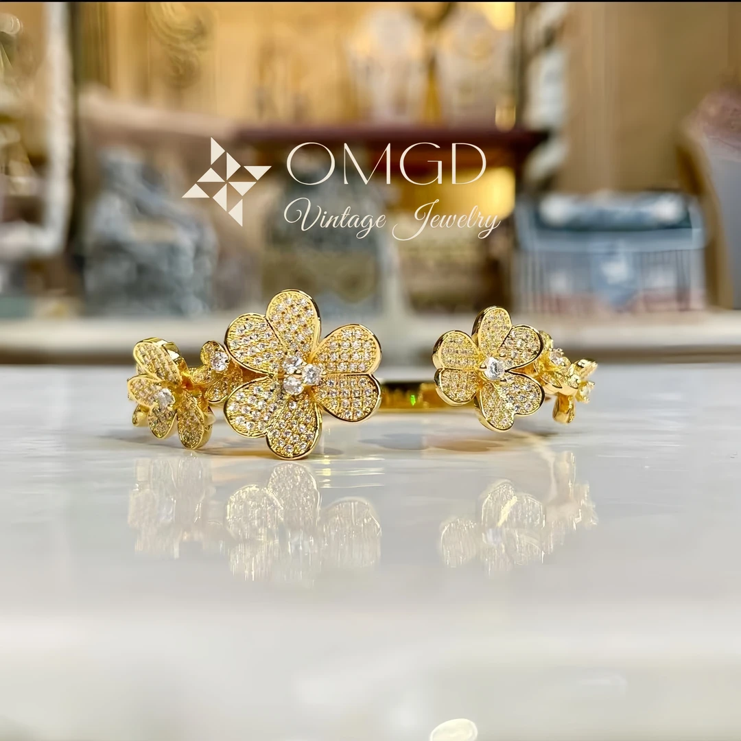 OMGD 铜合金合成锆石手镯 【D9160】时尚白搭花花手镯-HHH