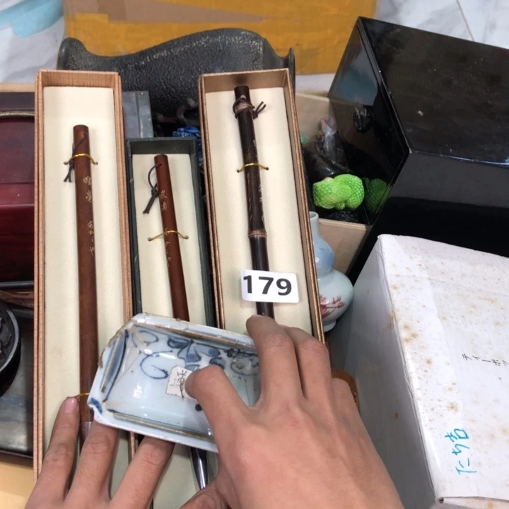 陶瓷孤品单件车里拍