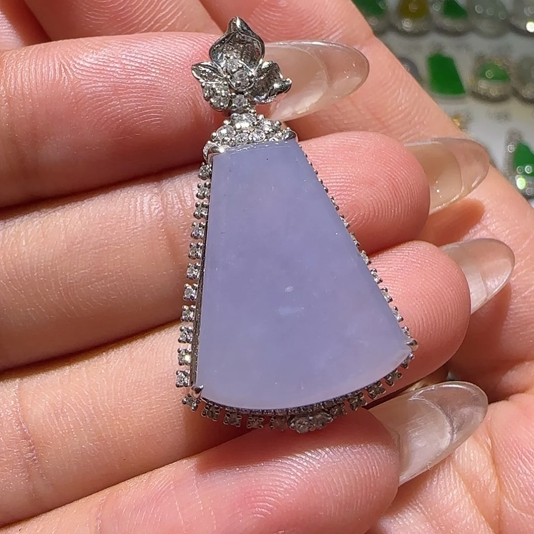 【闪购商品】翡翠18K金镶嵌颈饰天然