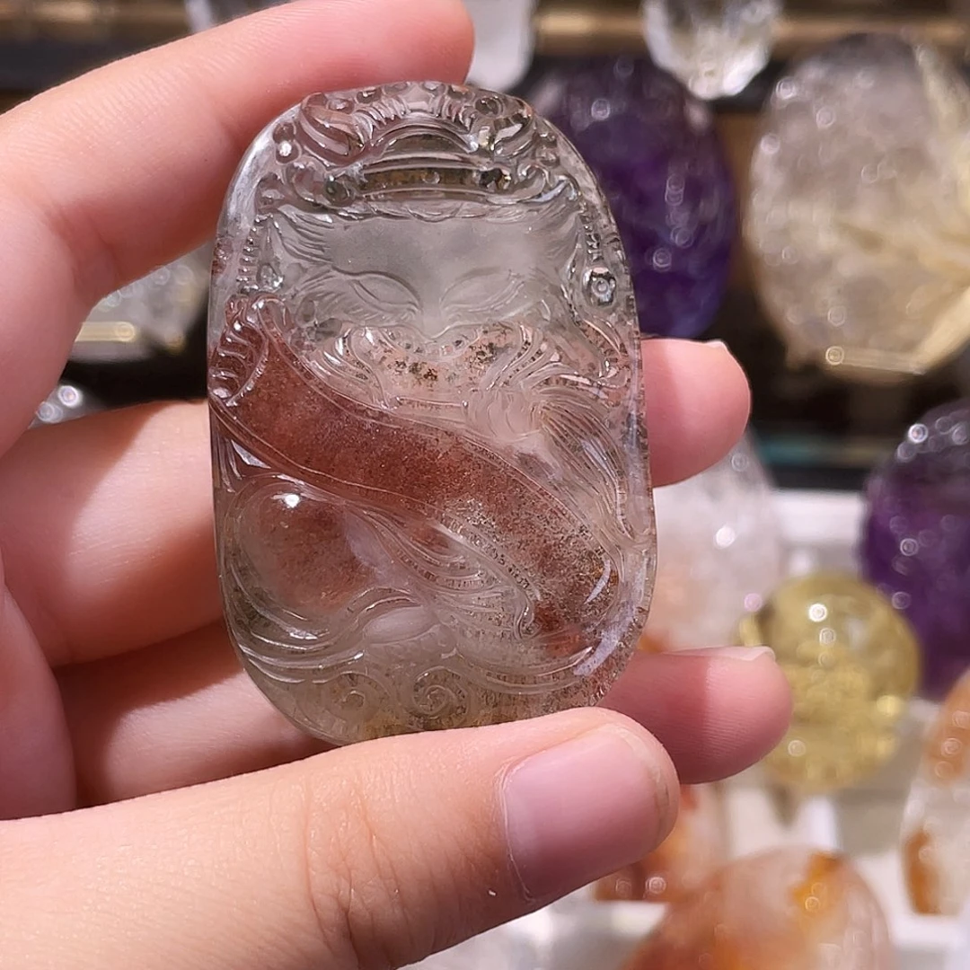 未镶嵌颈饰水晶幽灵