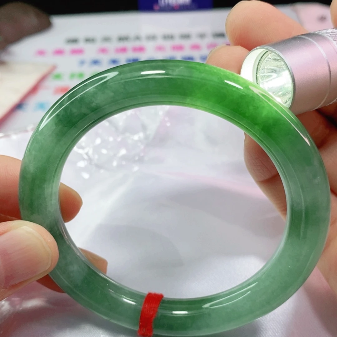 翡翠手镯未镶嵌58-60圈口圆条