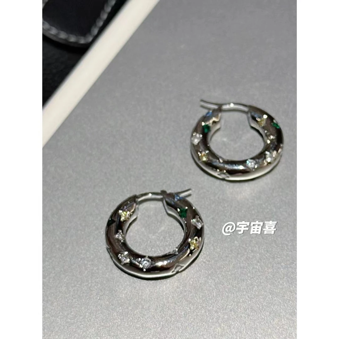 铜合金锆石耳饰  E2-042【金属圈耳扣彩色芒星锆石镶嵌】银色