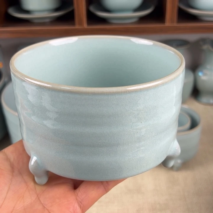 瓷杯子天青釉中号玄纹樽微瑕口径13厘米