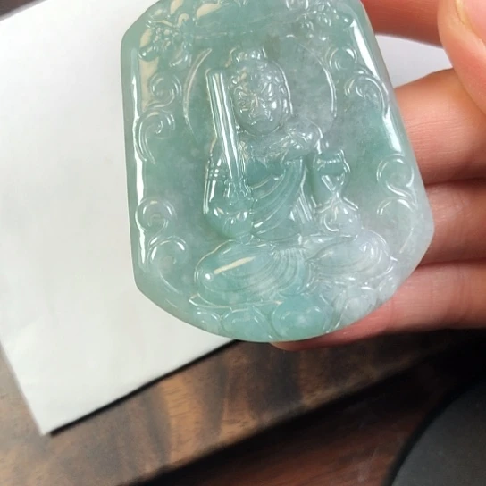 翡翠未镶嵌颈饰缅甸A货，每天下午1点半开播