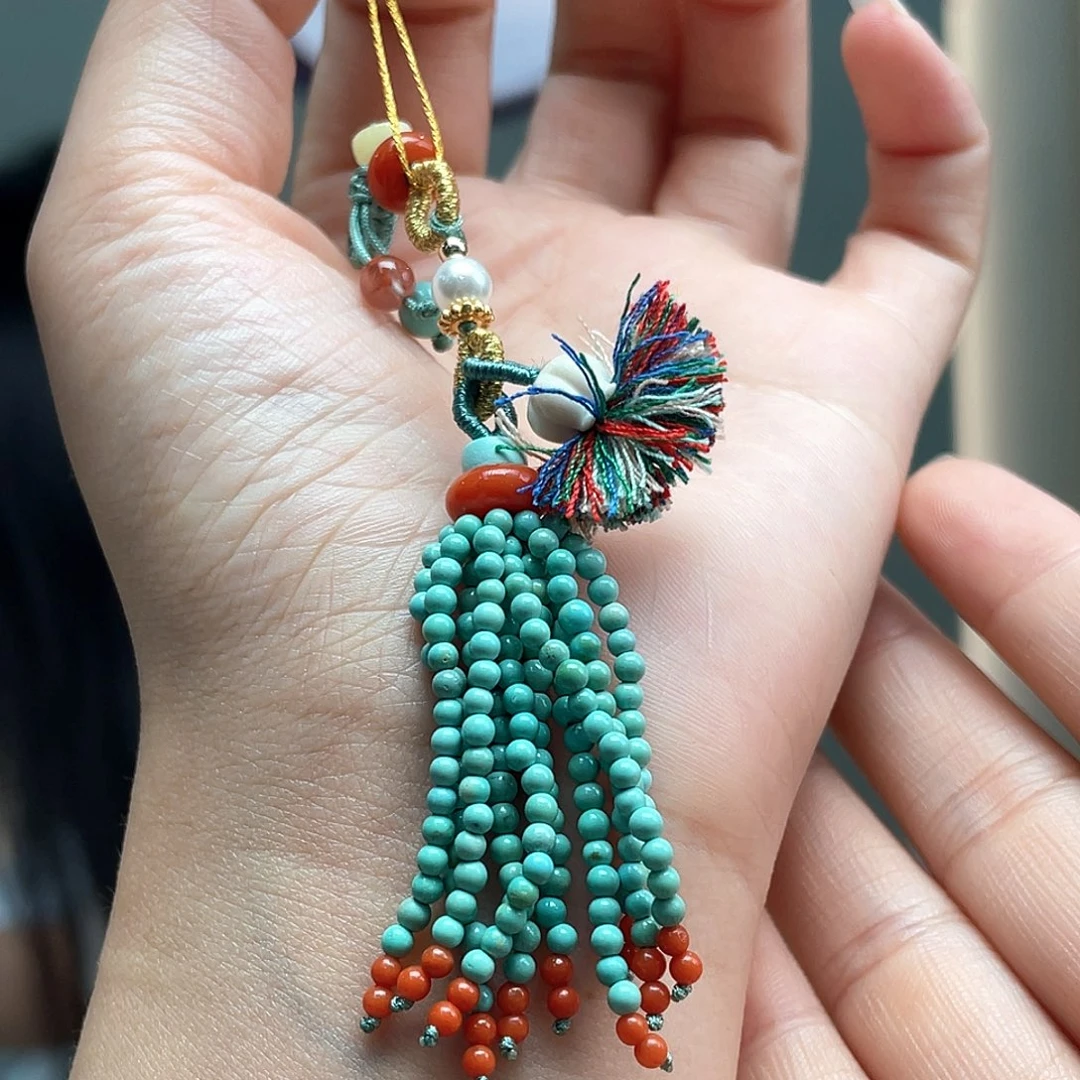 绿松石未镶嵌颈饰