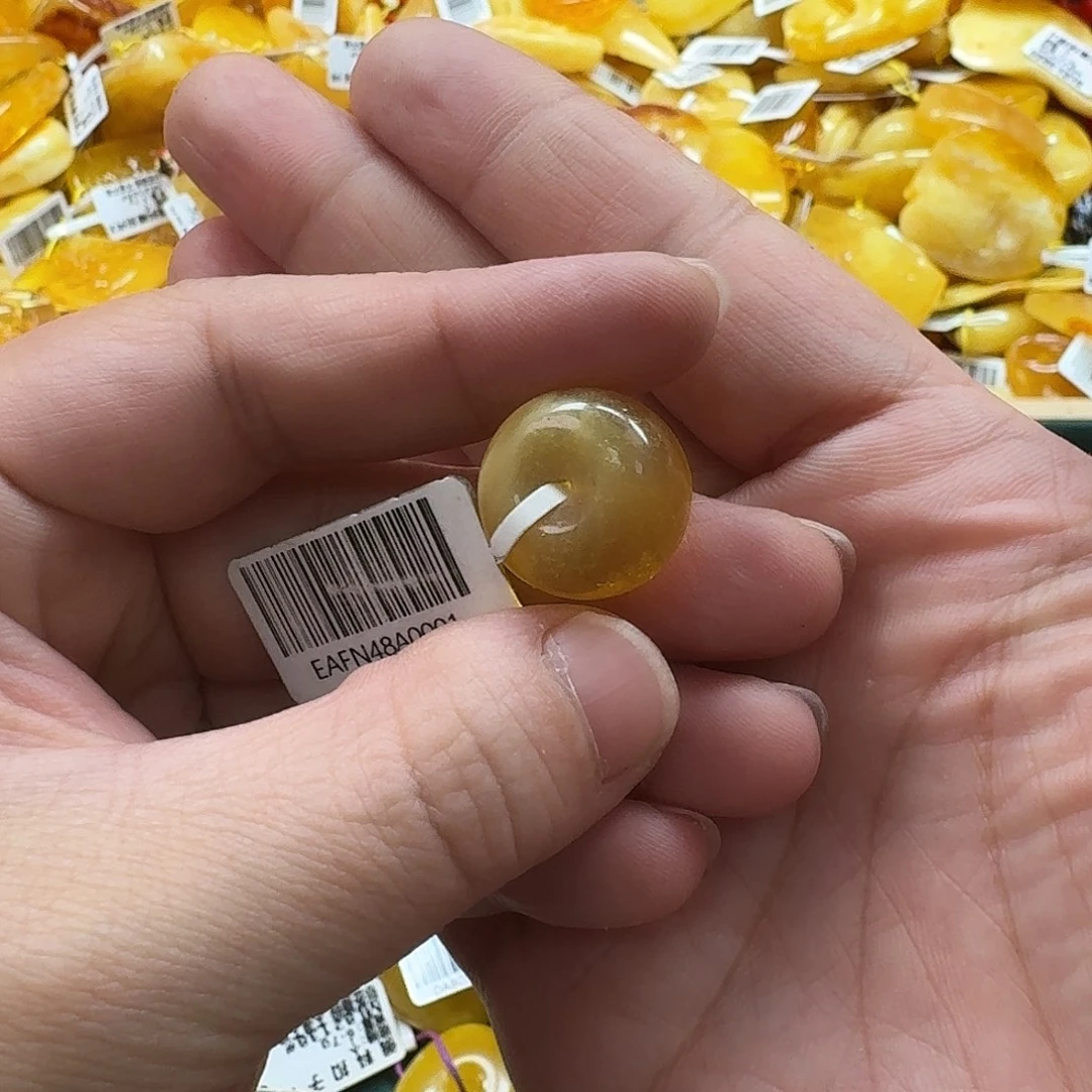 琥珀未镶嵌珠宝奇石102