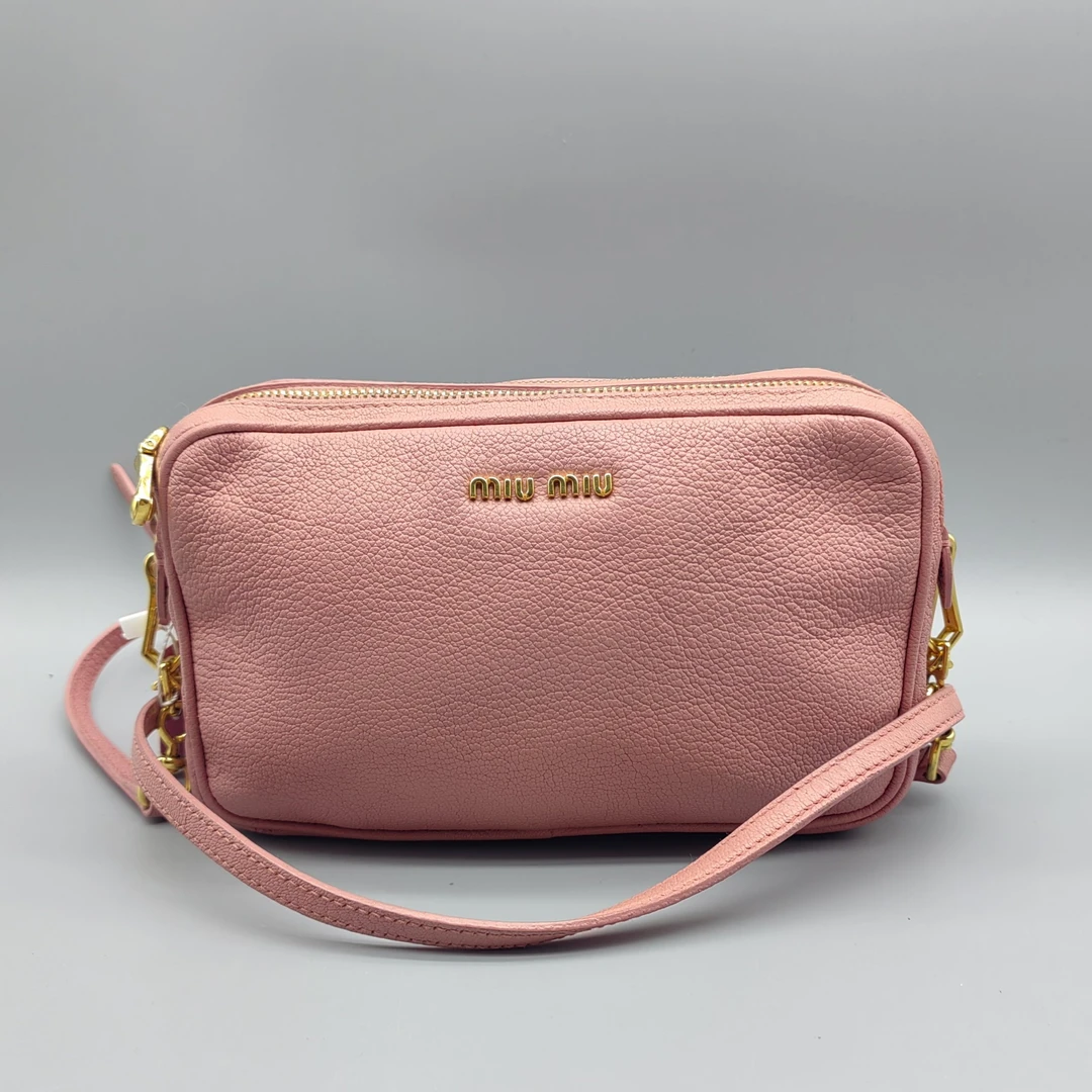 95新 MIU MIU/缪缪  粉色相机包 1664 0689