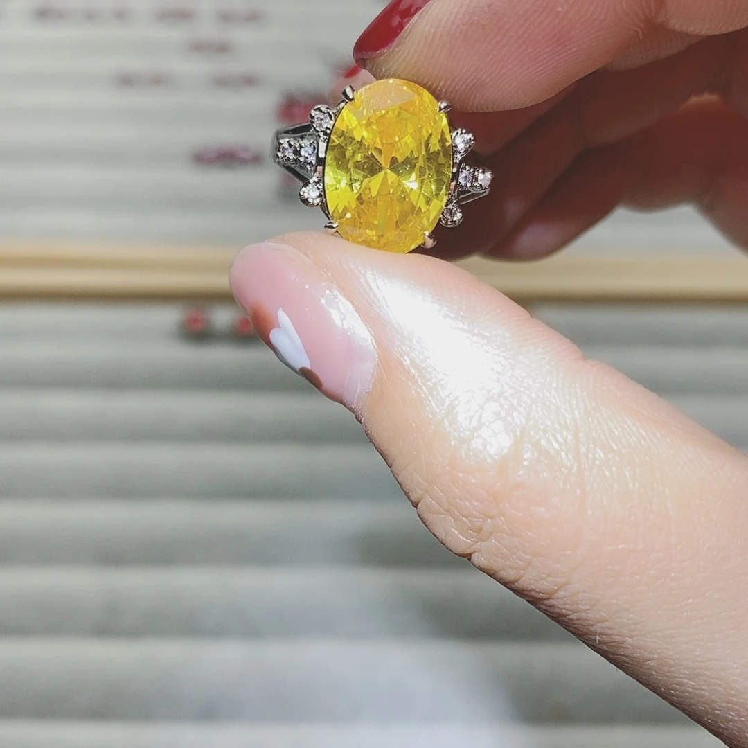 【闪购商品】托帕石耳饰银S925镶嵌