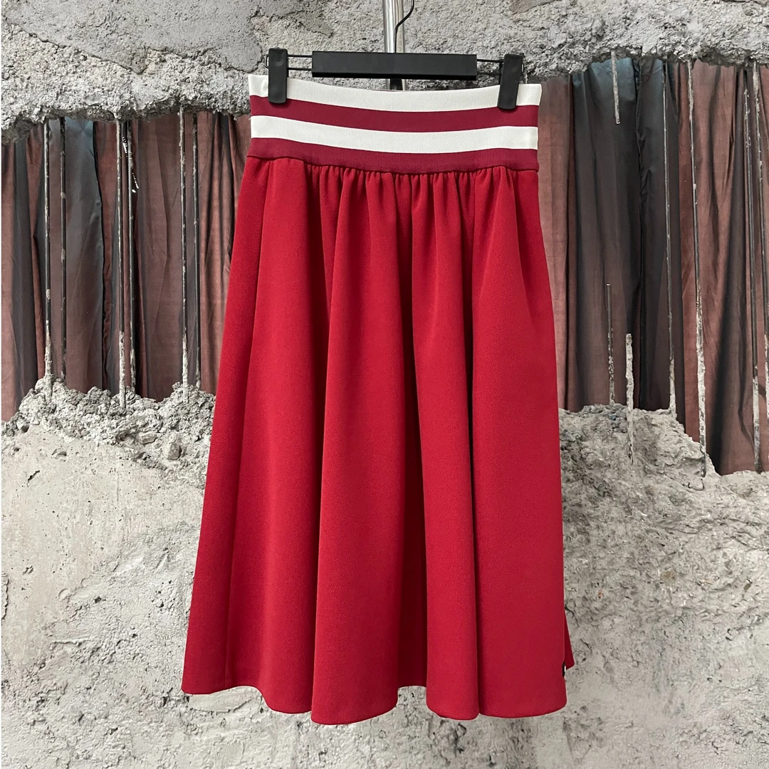 99新 MIU MIU/缪缪 半身裙/40码/99新 纯色简约百搭时尚