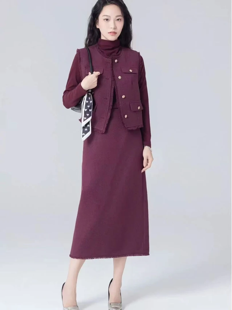 【T1698】时尚气质套装新款长袖打底衫马甲半身裙三件套