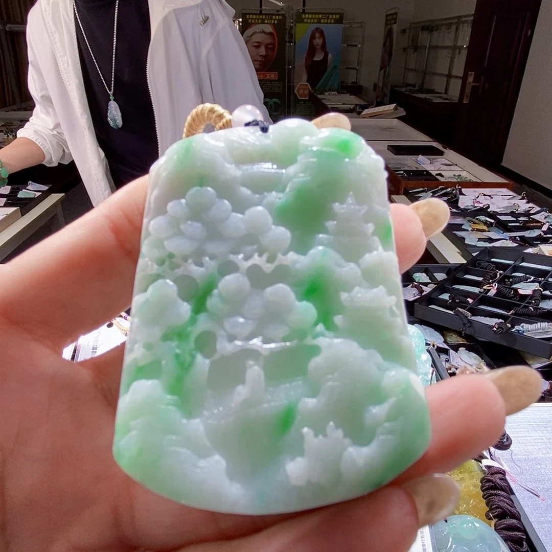颈饰未镶嵌翡翠翡翠