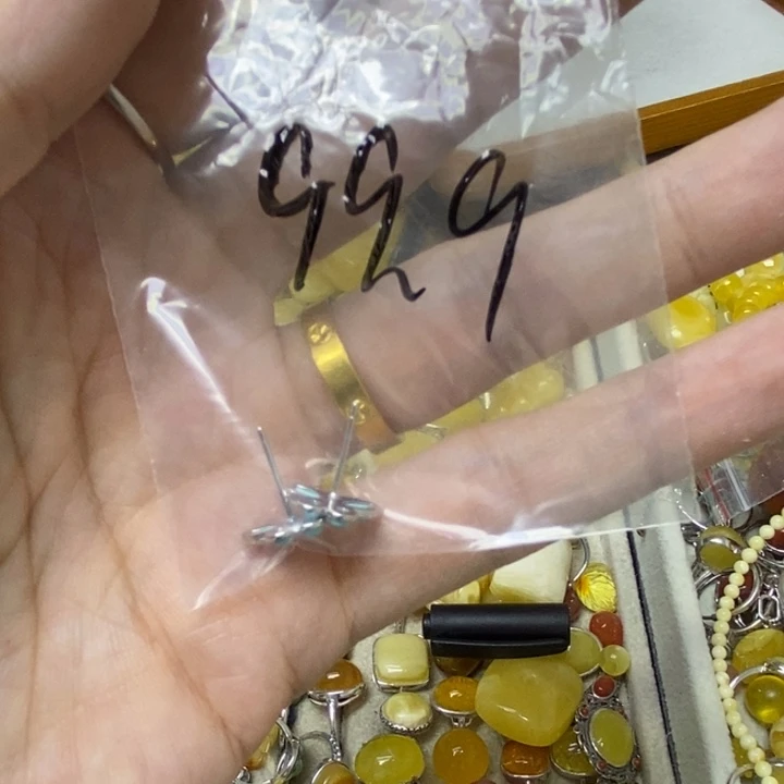 蜜蜡银S925镶嵌裸石耳钉
