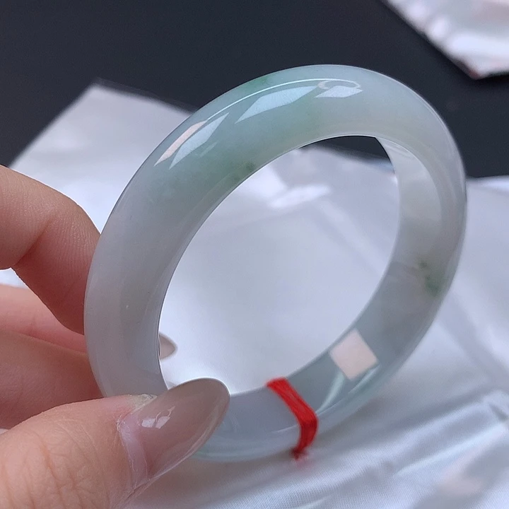 翡翠未镶嵌手镯52