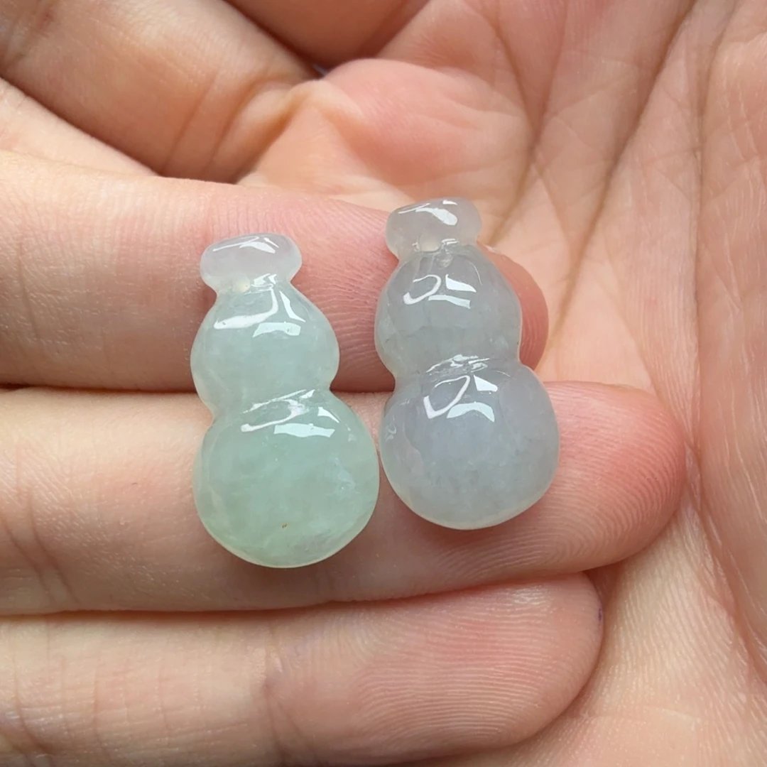 翡翠未镶嵌颈饰24