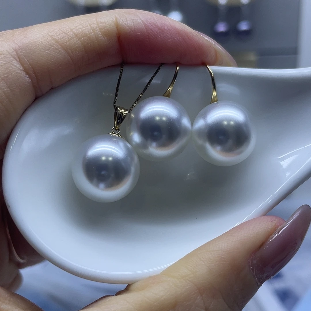 颈饰淡水珍珠18K金镶嵌